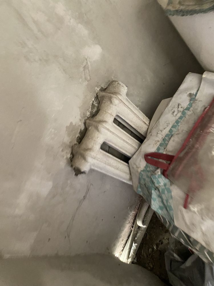 Срочно продам батареи