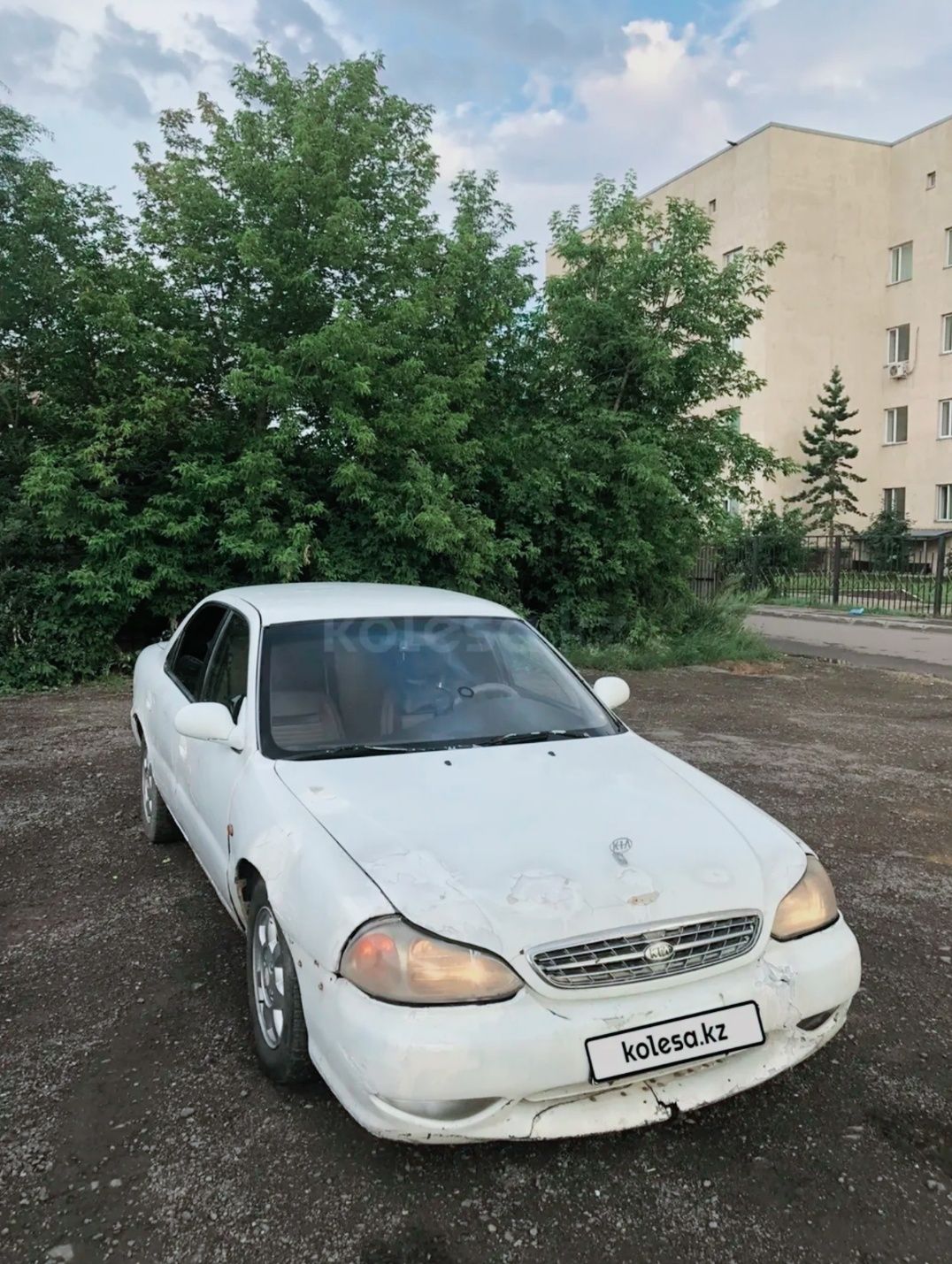 Продам срочно Kia Credos 1998г