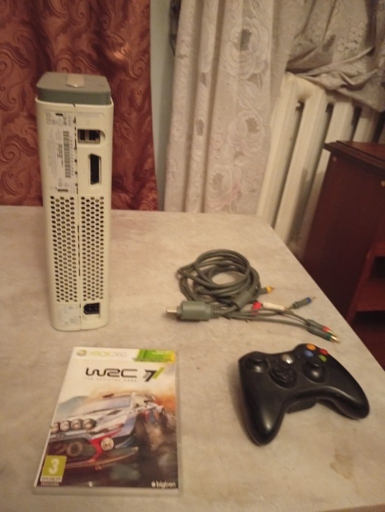 Xbox 360 без блока питания