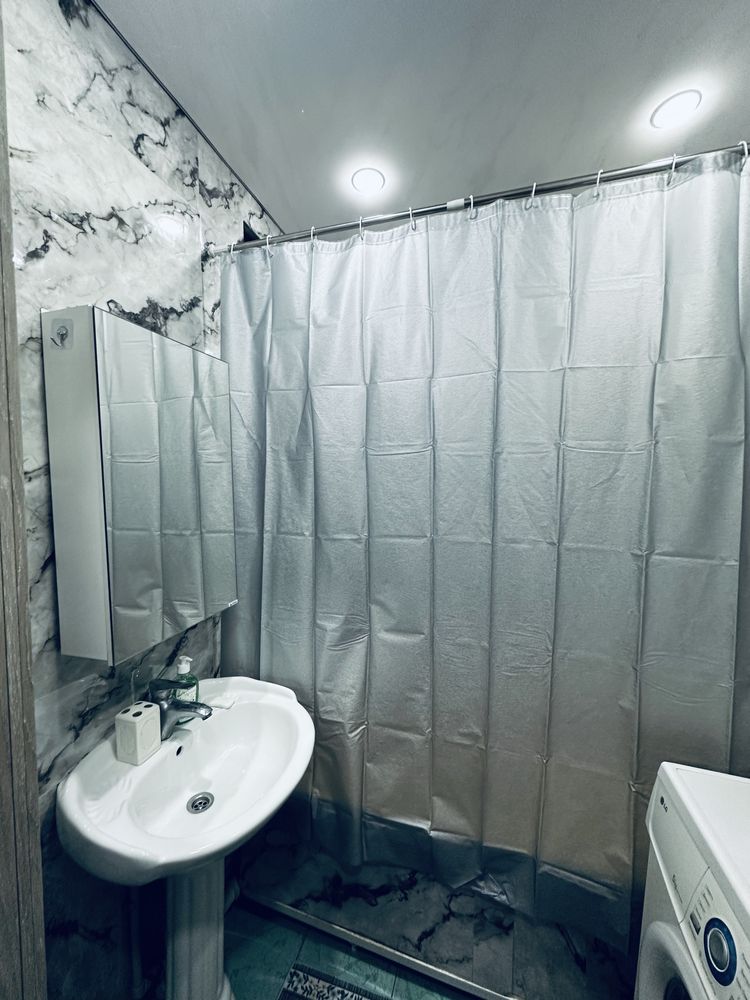 ЦЕНТР! Фото100% 2 комн посуточно почасам2500