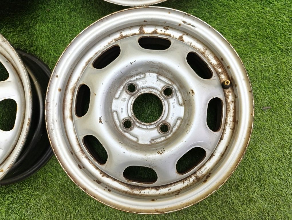 Диски R13 4×100 на Volkswagen и другие.