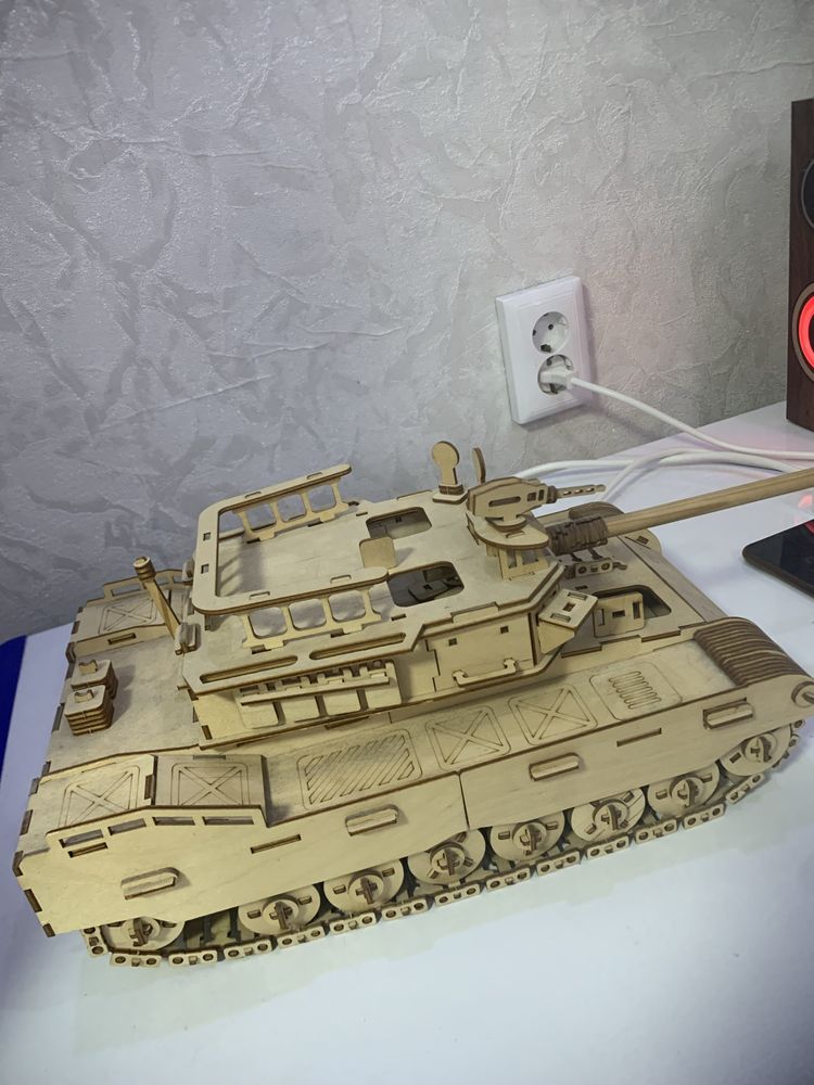 Продаю  сувенир