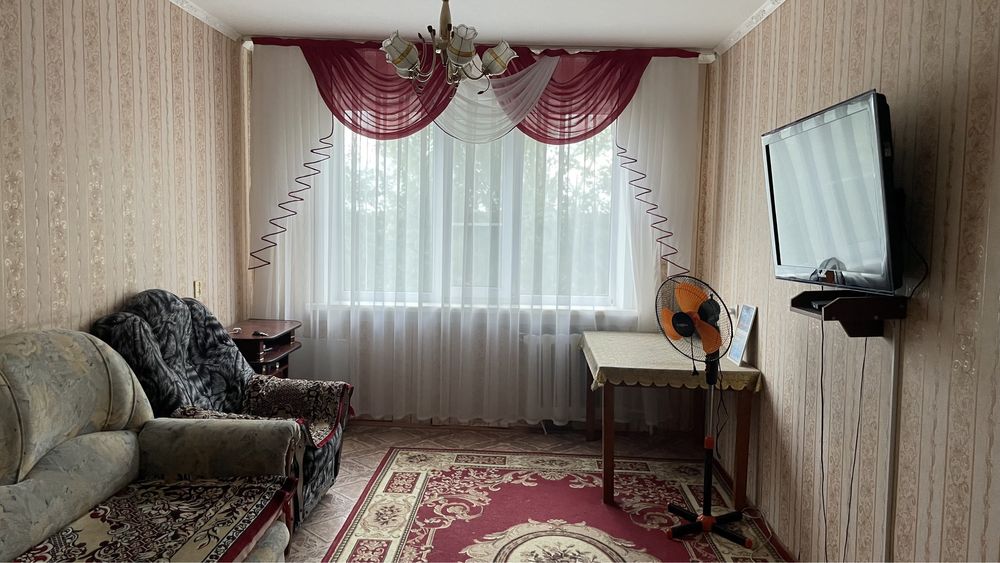 Продам двух комнатную квартиру