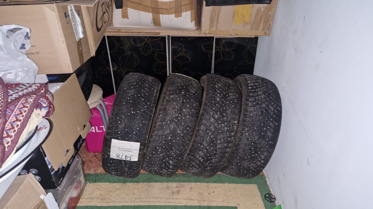 Продам зимние шины б/у