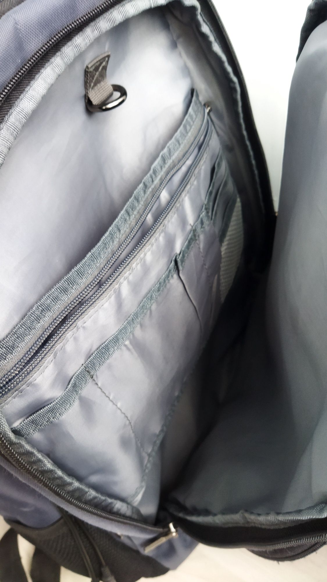 Продам школьный рюкзак для мальчика