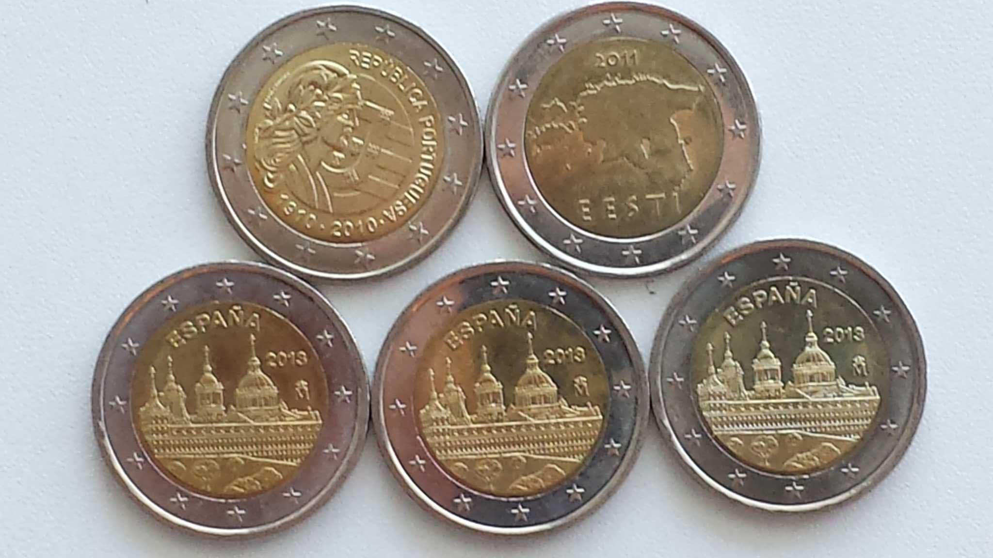 Набор пробных монет Евро Ватикан и юбилейки 2 евро