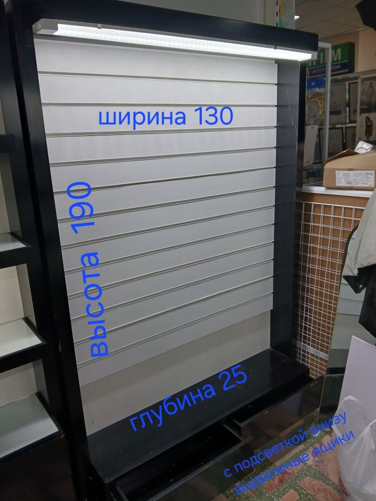 Ветрина дешево продам