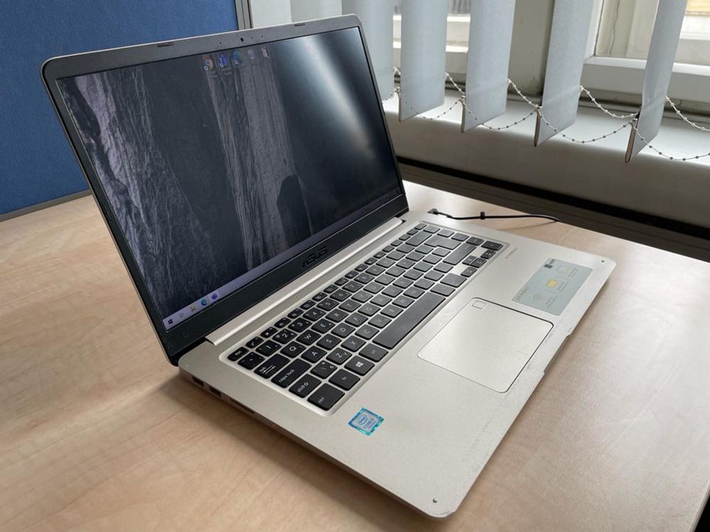 Ноутбук Asus VivoBook S15 S510UA-BQ132T (S510UA-BQ132T) золотой