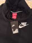 Продам безрукавку Nike. Р-р 46