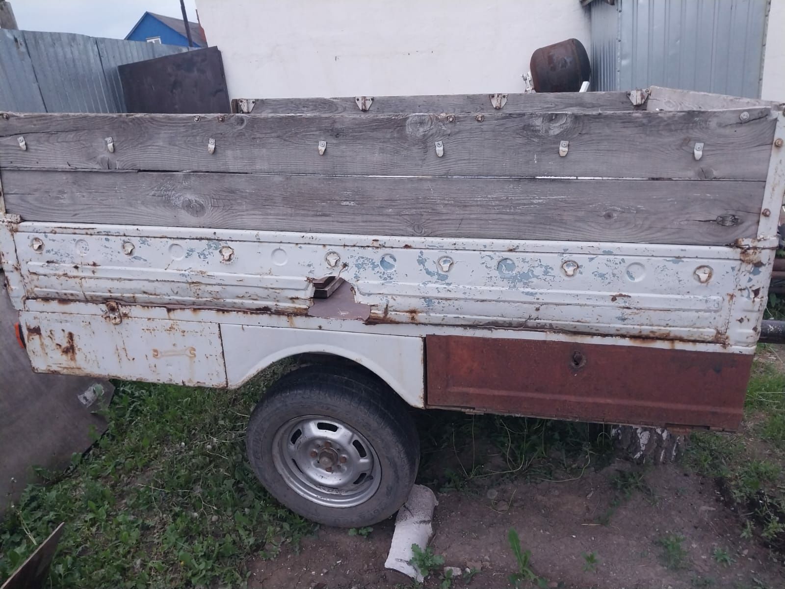 Продам прицеп легковой
