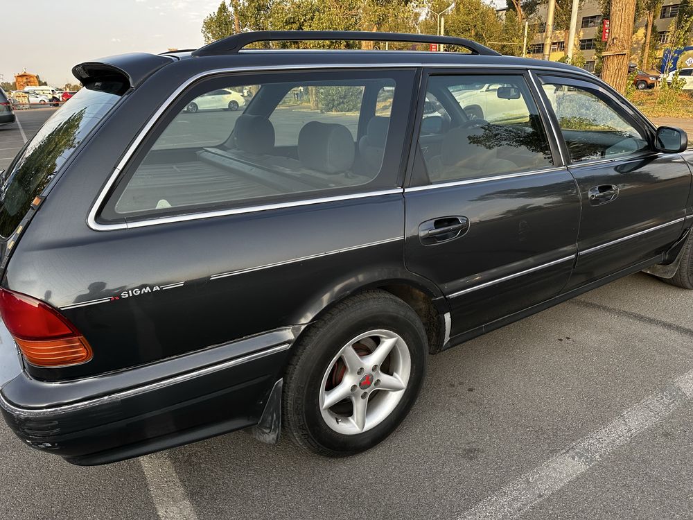 Mitsubishi sigma универсал 3.0