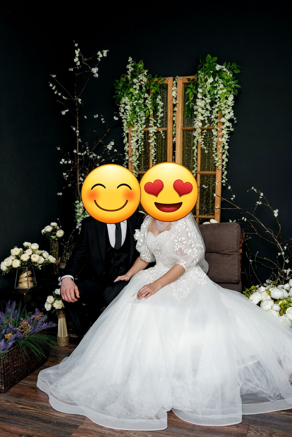 Свадебное платье от Emilia Sposa со светоотражающими вставками