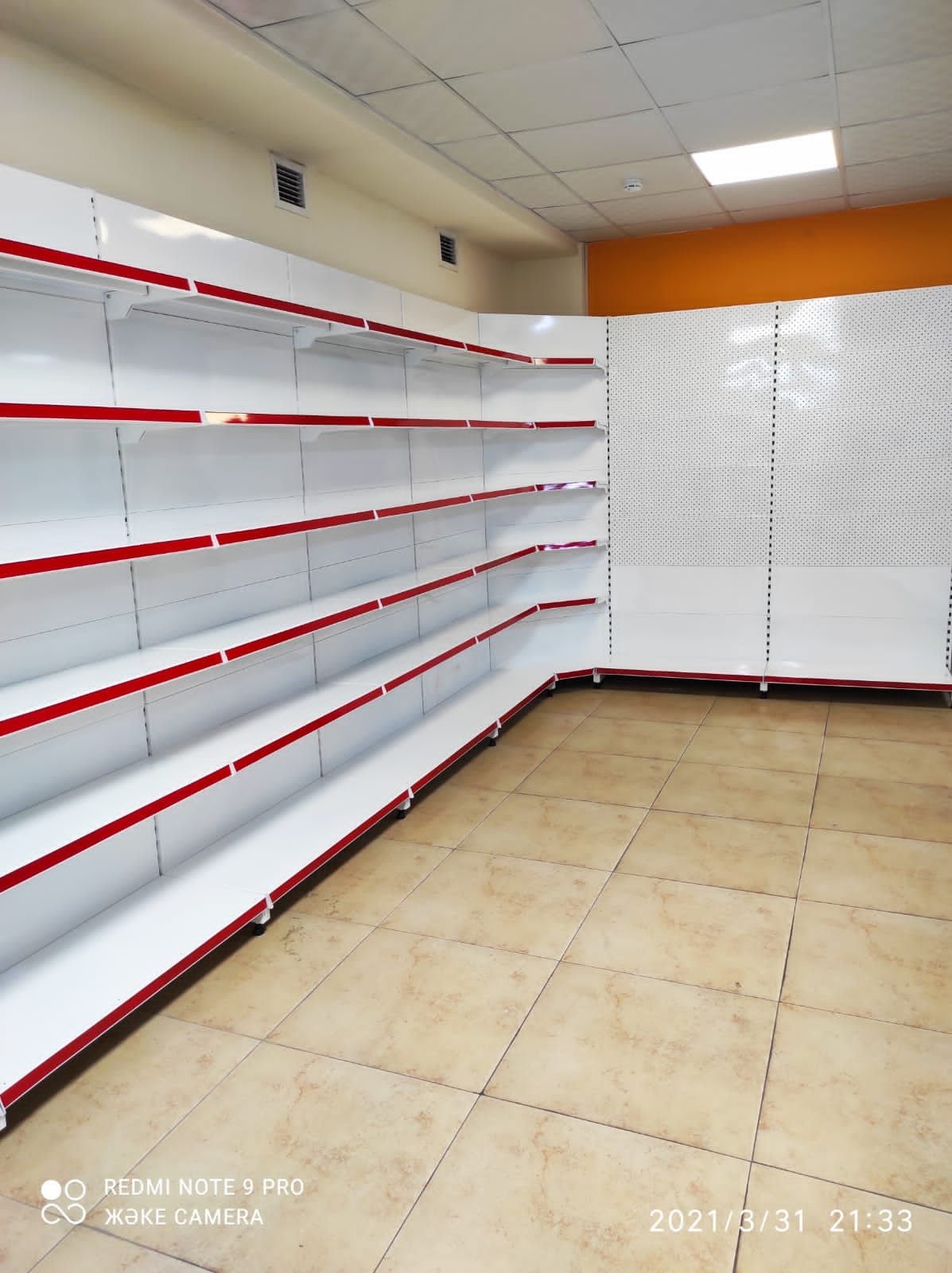 Полки для магазина Стеллажи кассовые боксы