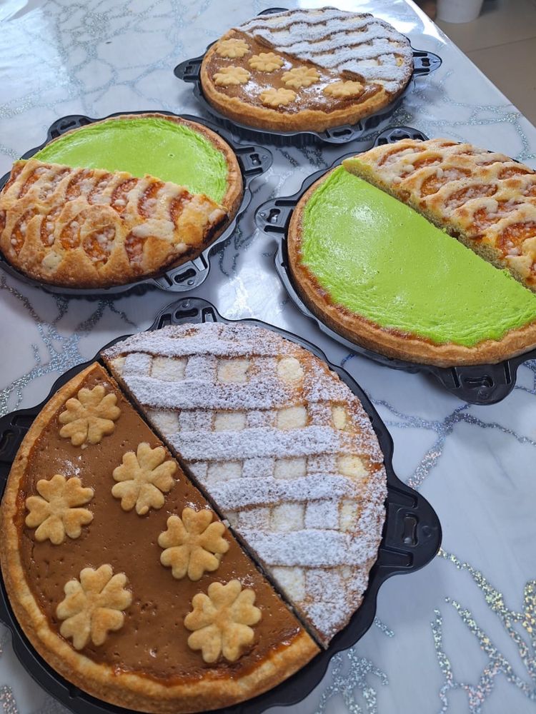Пироги ,булочки ,самса,баурсаки