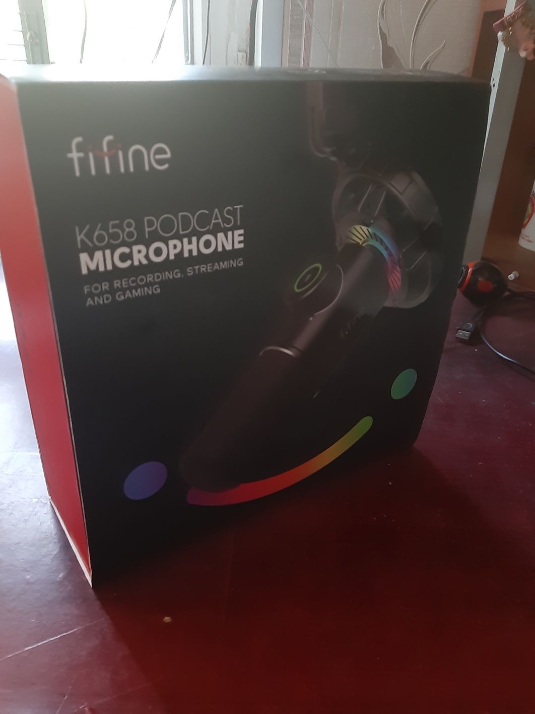 Динамический USB микрофон Fififne k658