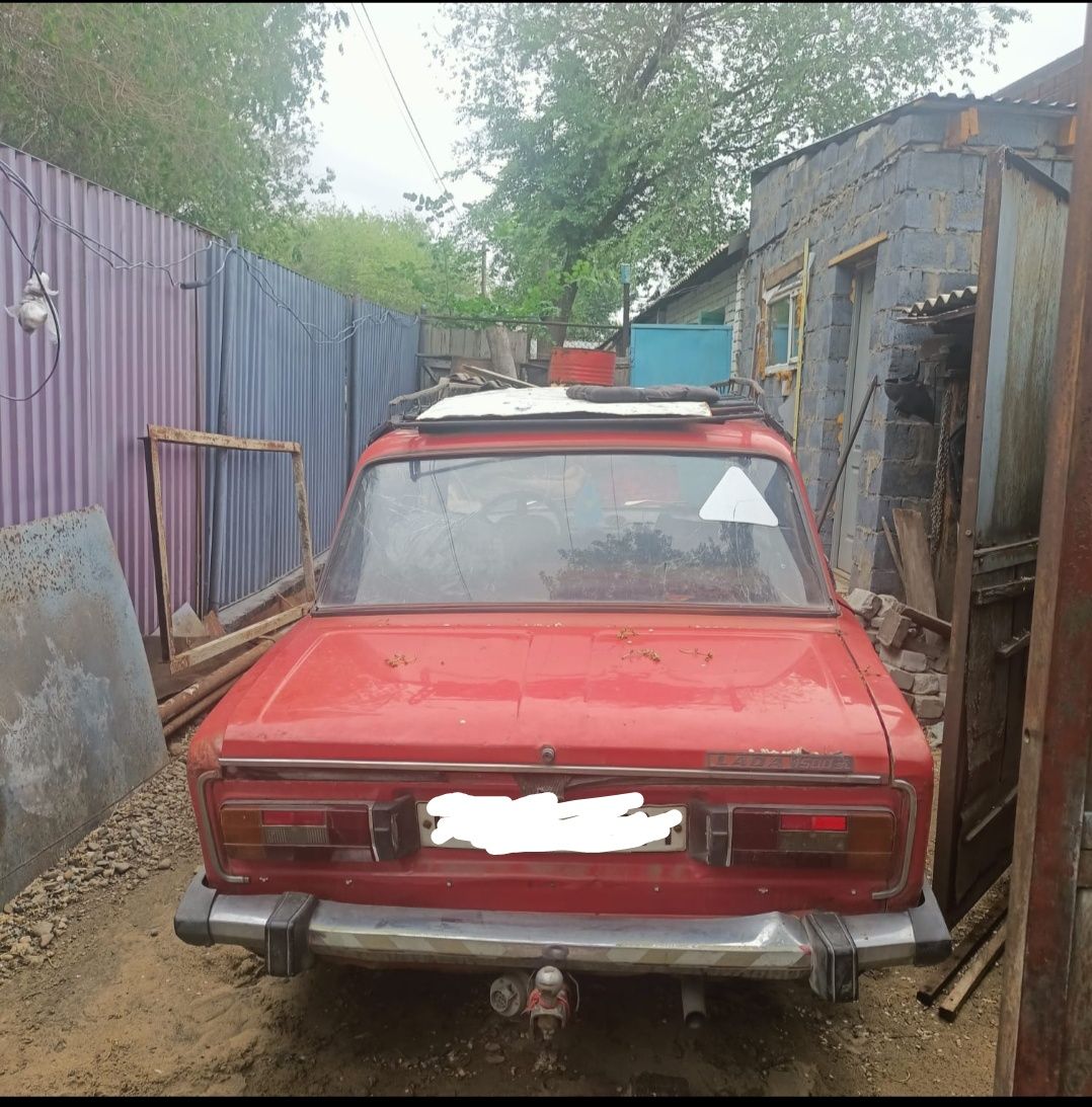 Продам 2 автомобиля 2106 плюс прицеп