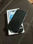 iPhone 15 на 128 гб.