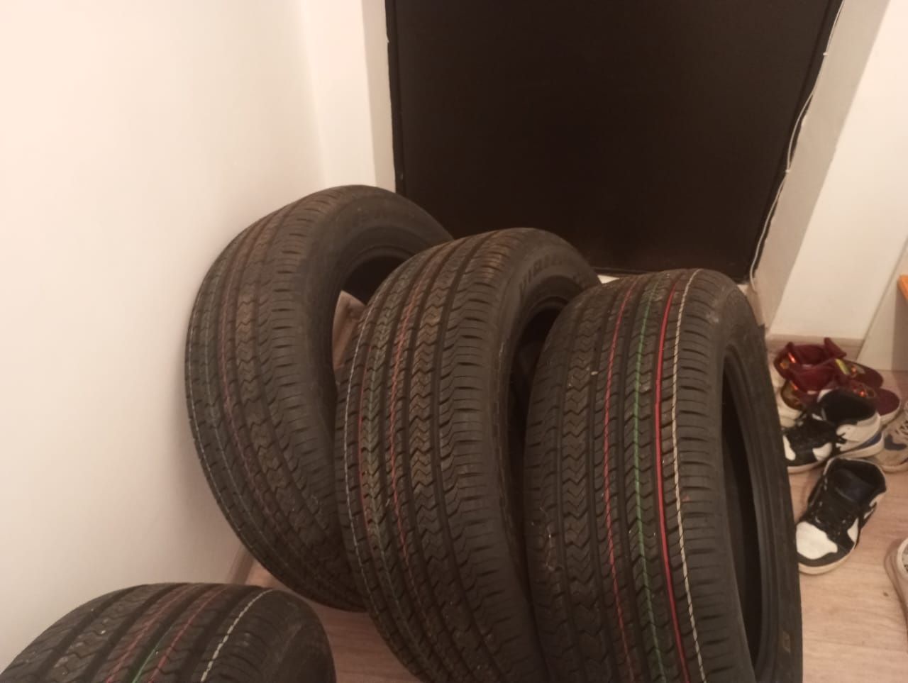 Автошины срочно продам