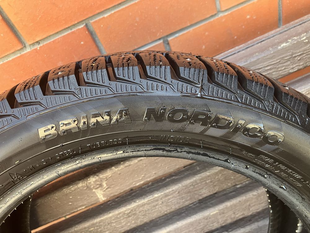 Комплект зимней резины Viatti Brina Nordico v-522, 225 45 R17, 94T