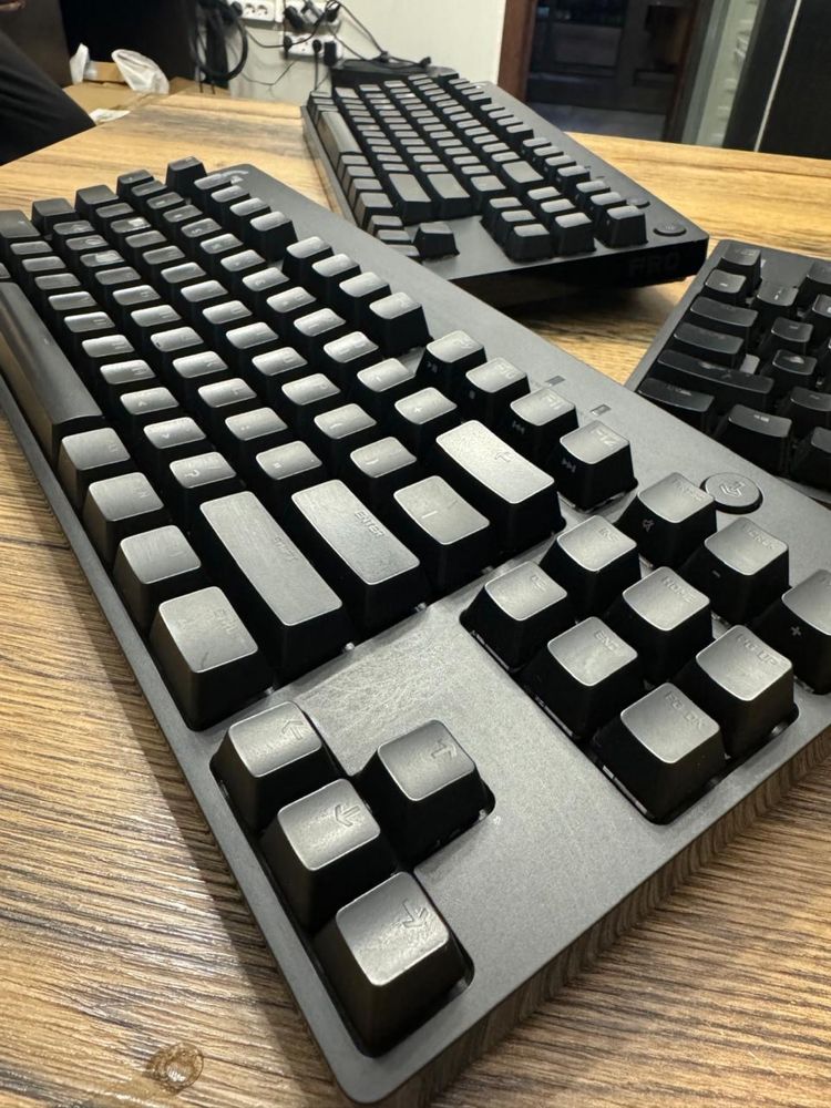 Продаются клавиатуры Logitech G PRO TKL