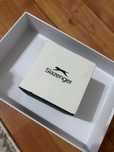 Slazenger ерлер сағаты жаңа күйде, қолданылмаған