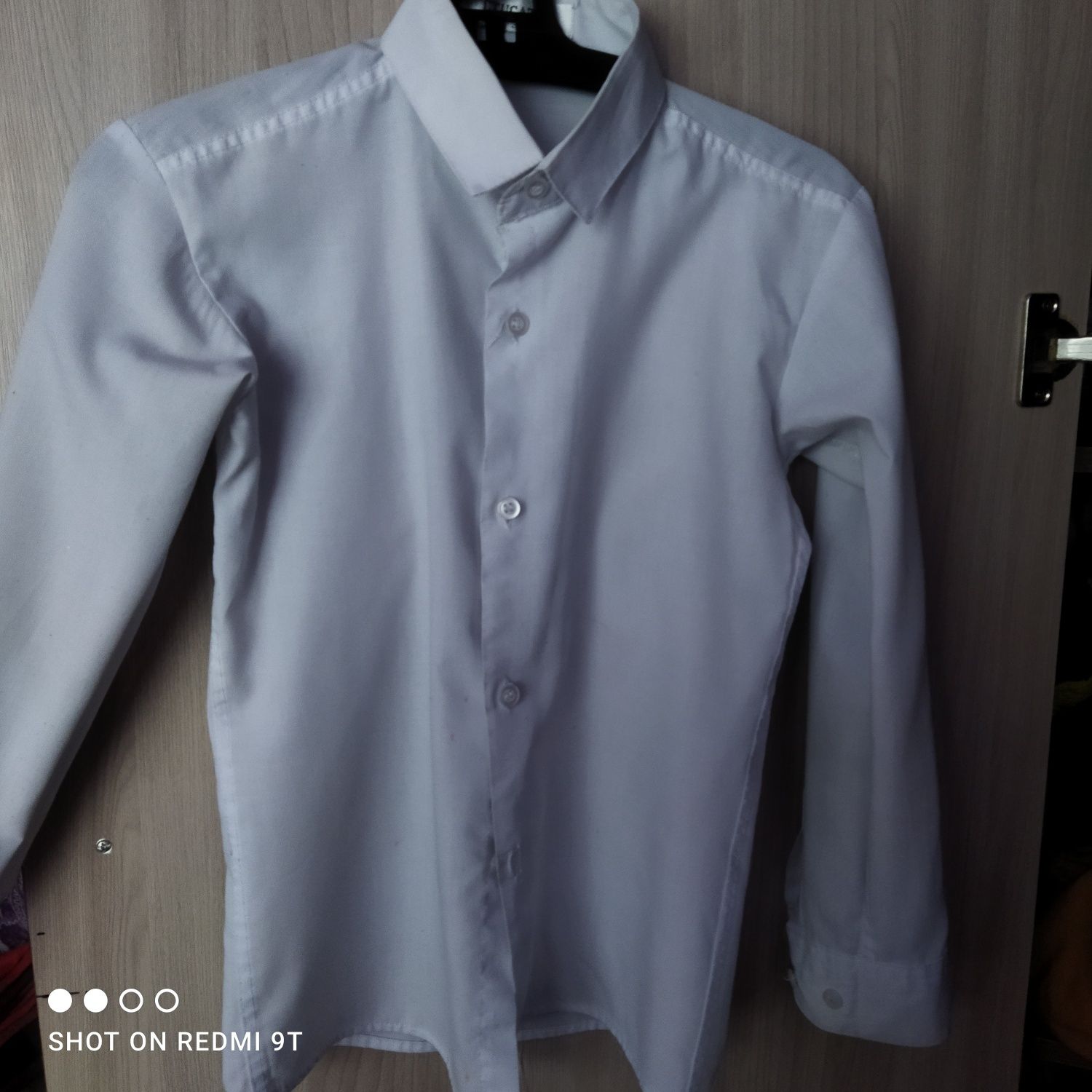 Продам школьную форму 7-8 лет