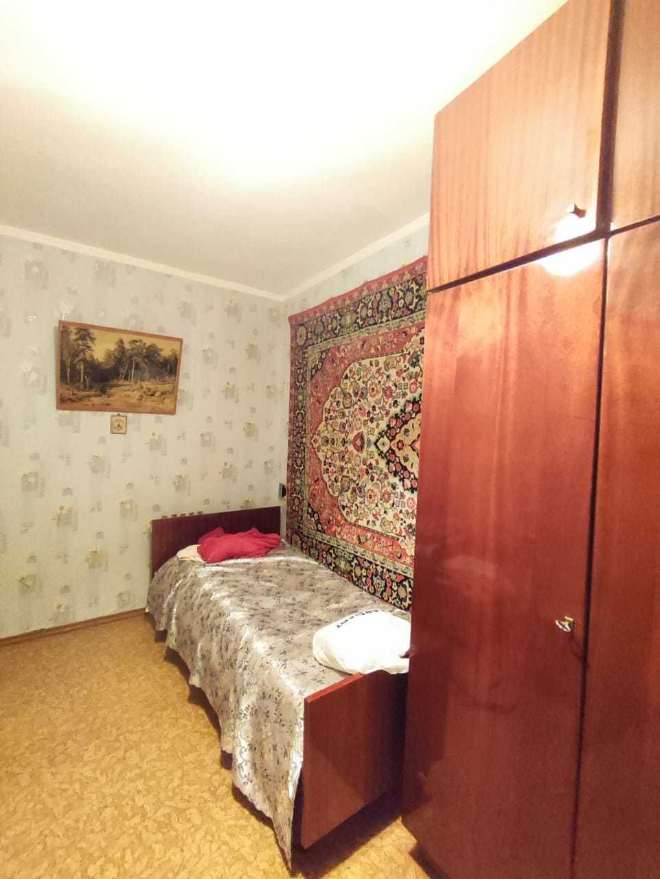 Продается 3- х комн. кв. в самом центре города по ул. Алиханова