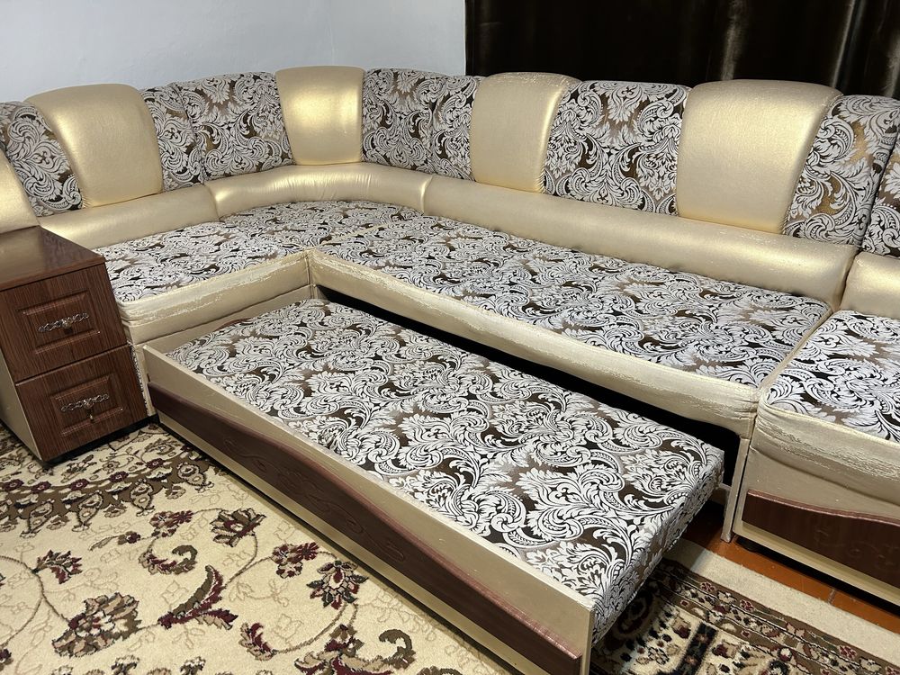 Продам б/у диван-уголок