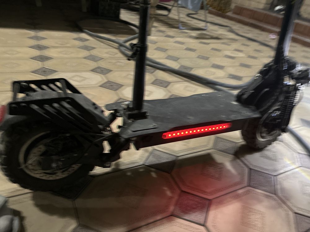 Электронный самокат
