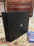 Продается Playstation 4 Pro 1 tb