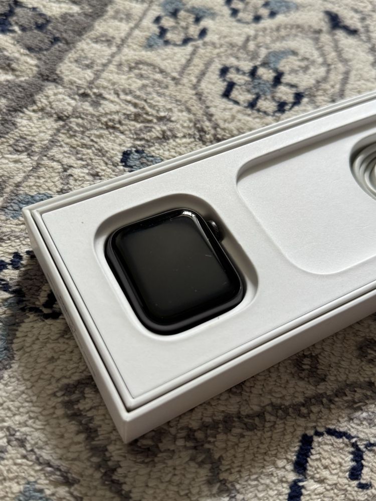 Apple Watch se 40mm