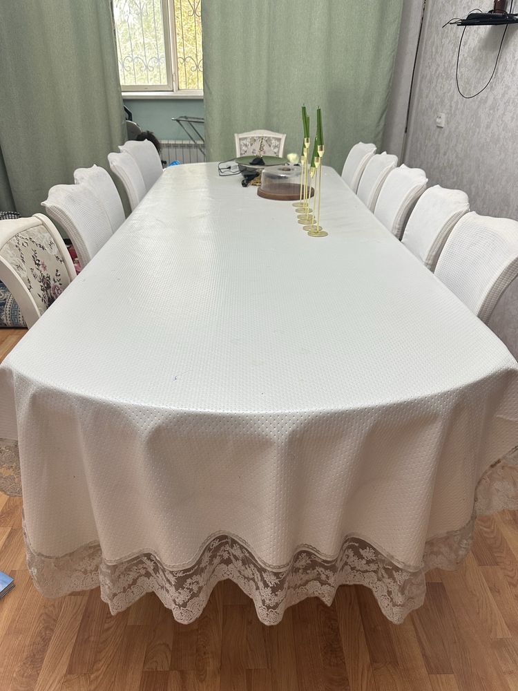 Срочно стол и стулья