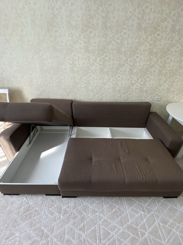 Продам диван в отличном состоянии