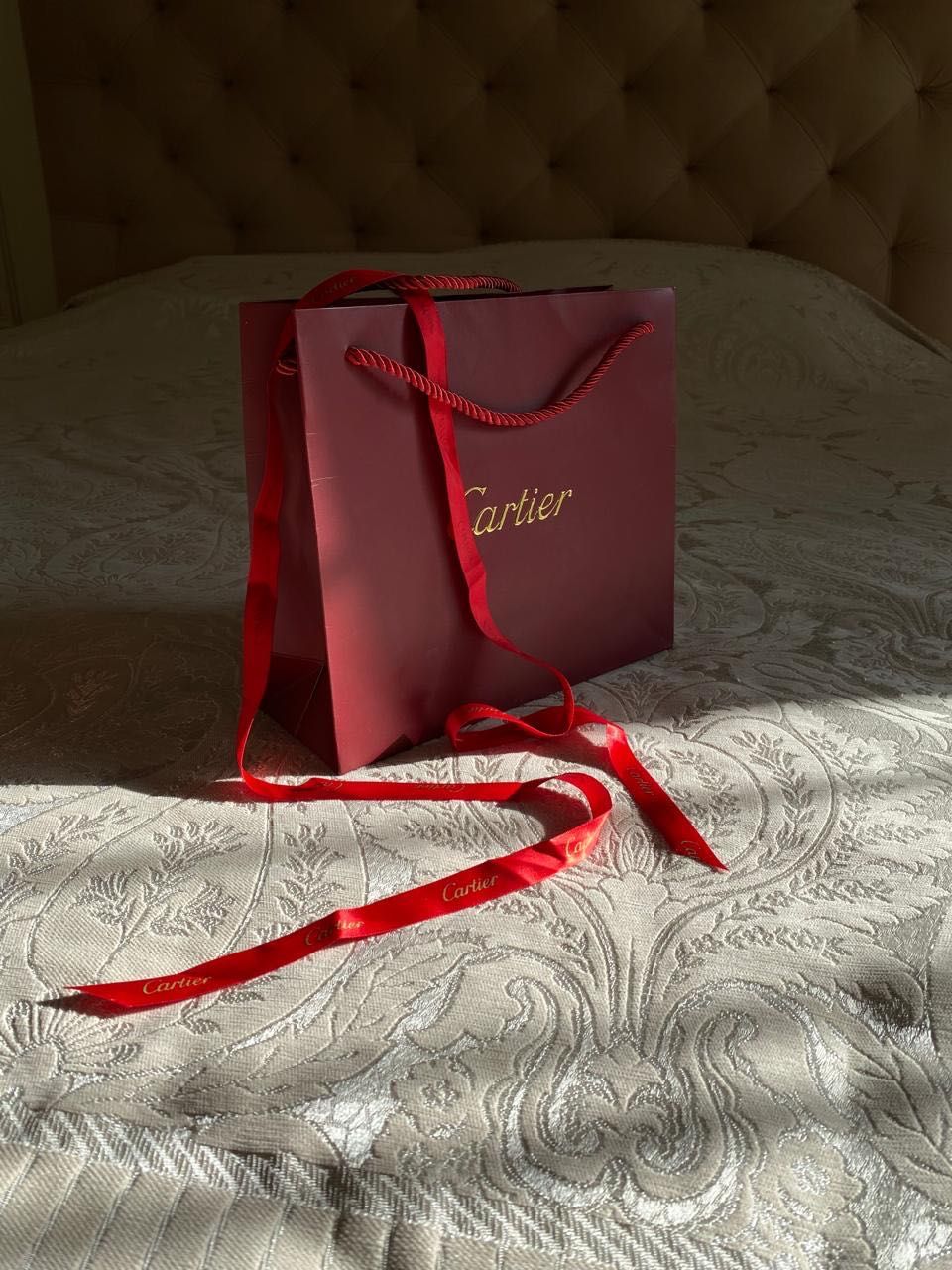 Cartier love проба 750 желтое золото