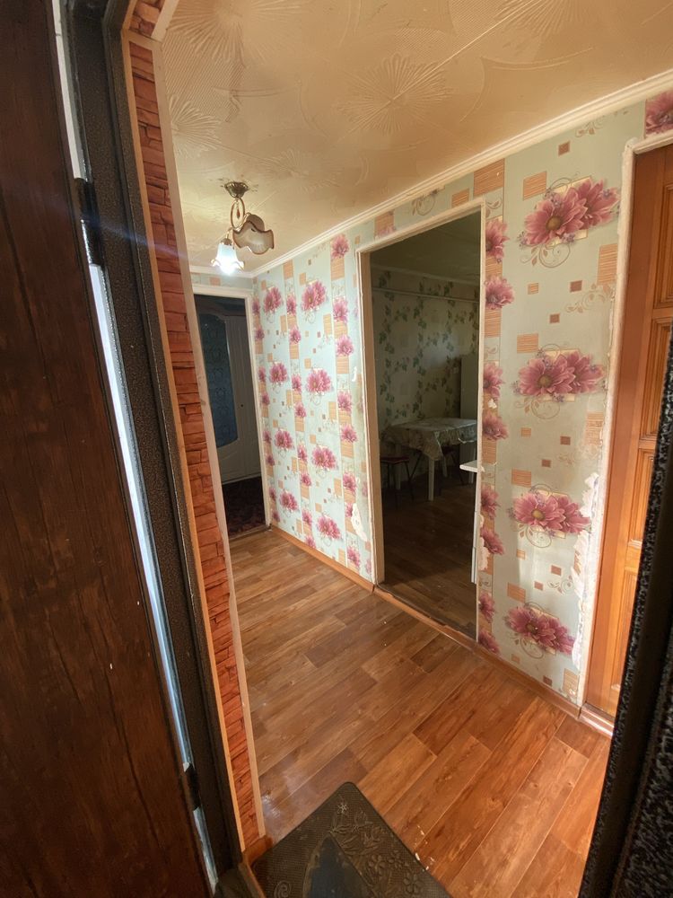 Продам 2-х комнтаную квартиру в п.Деркул
