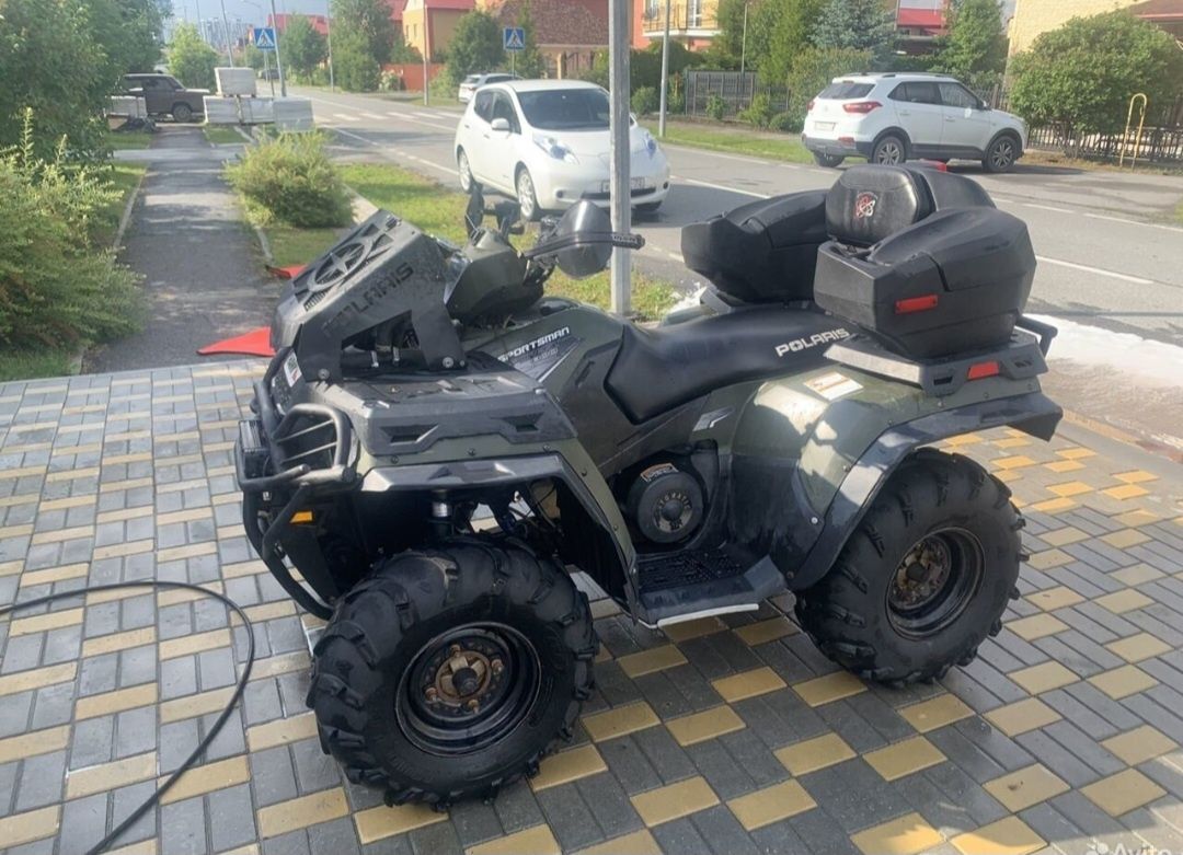Продам квадроцикл Polaris Sportsmen 800