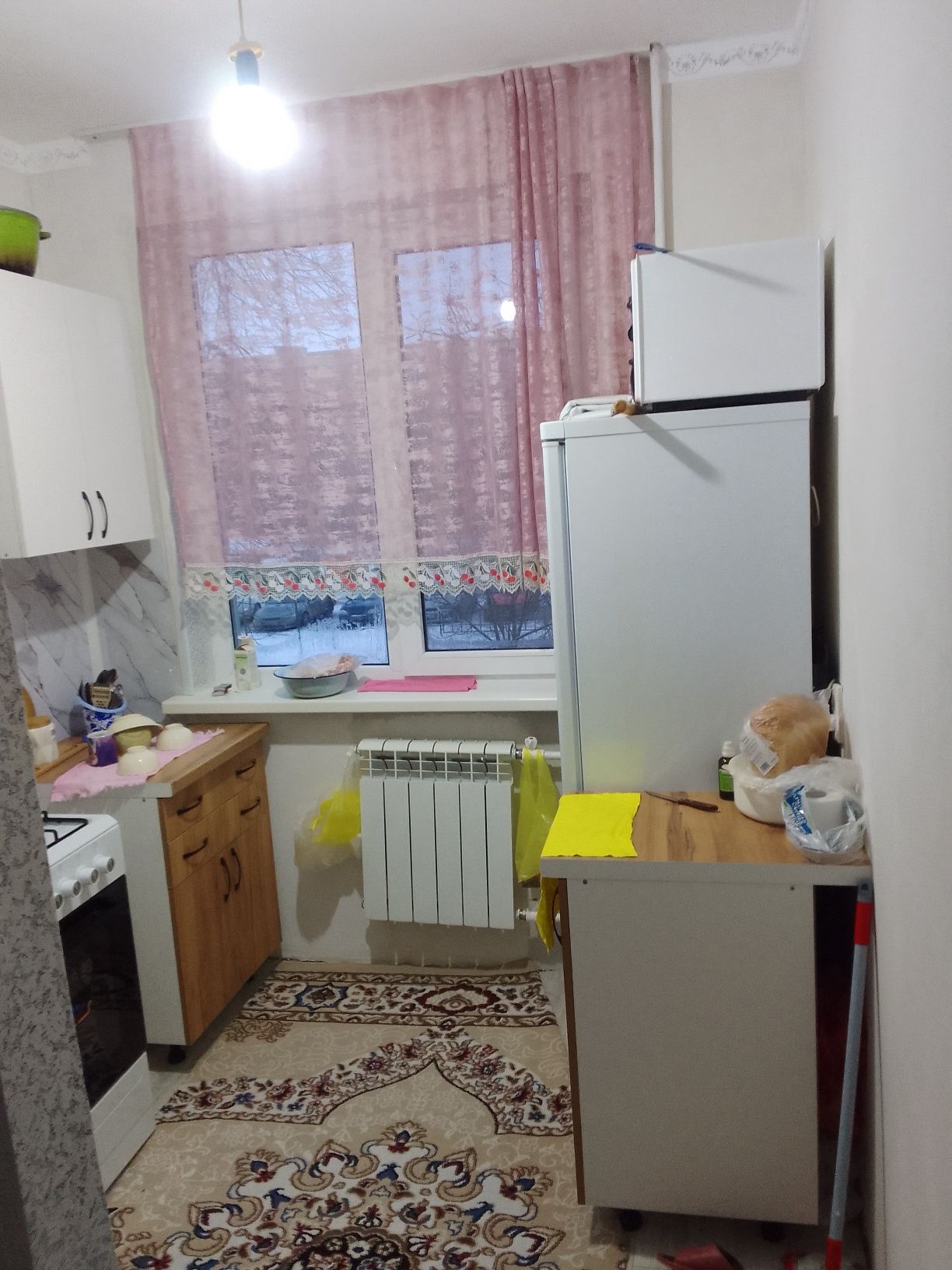 Продам 3к.кв в центре рн.ДСК возле Қазпочте
