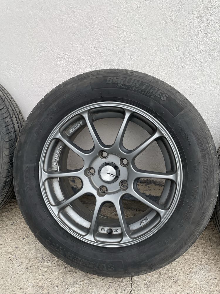 Диски 15 ADVAN Racing с шинами