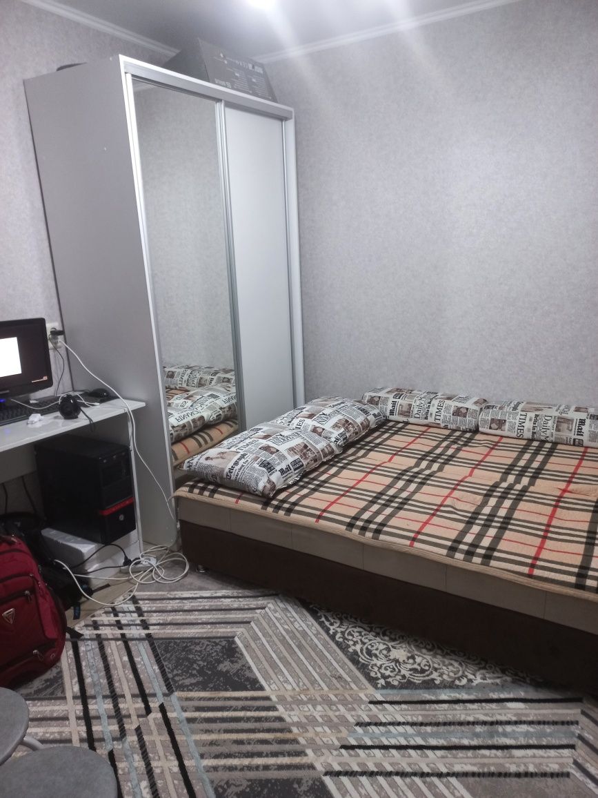 Продам 4 комнатную квартиру переделанную в 3-х
