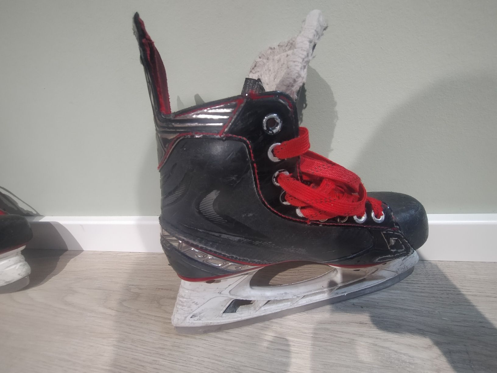 «Коньки Bauer Vapor X2.7 — залетай на лёд как профи! »
