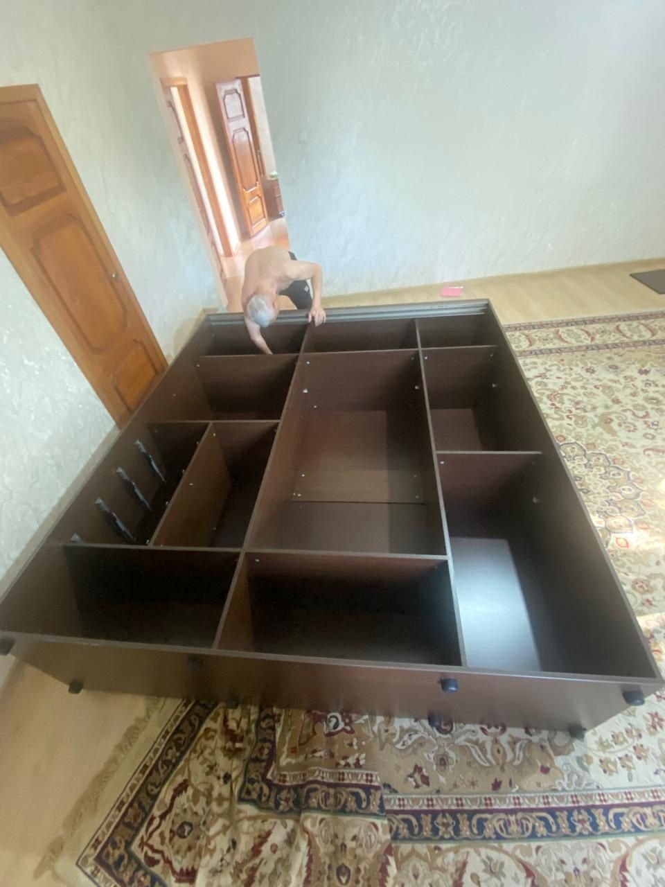 Продам шкаф  почти новый