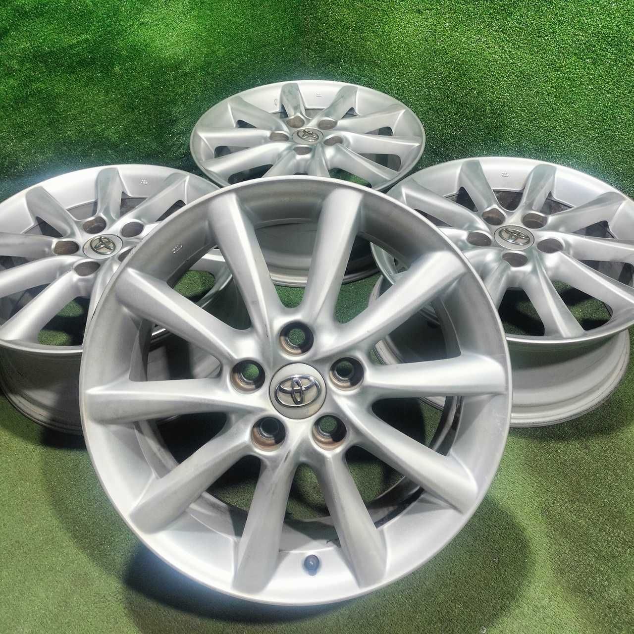 Продам Штатный оригинальный диски Toyota Estima 50/55 R17 5/114, 3