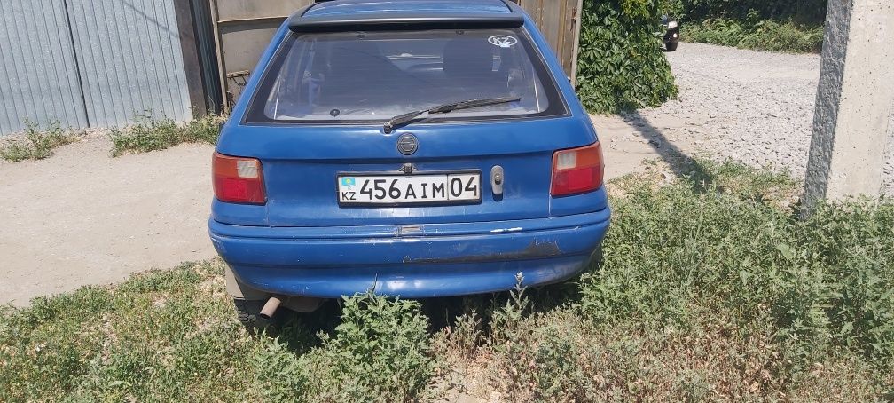 Продам Опель астра ф 1993-го 1.6