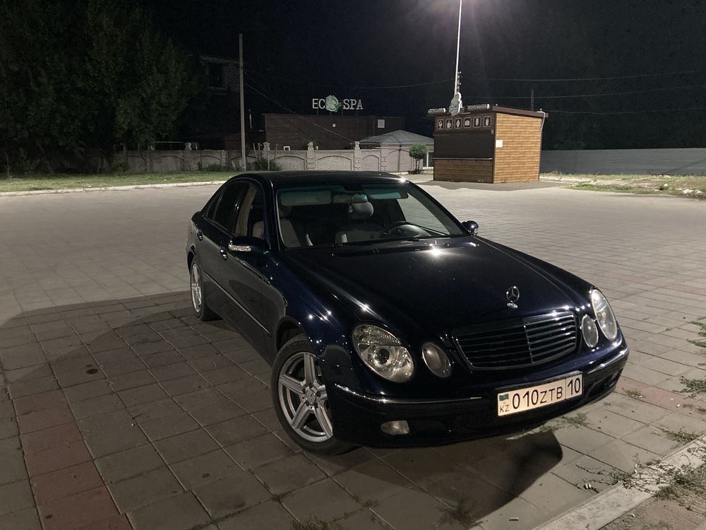 Продам мерседес е320