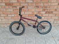 Срочно продам велик Bmx трюковой