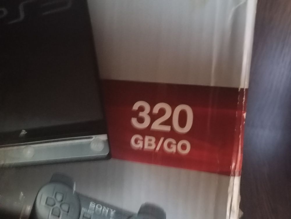Продам ps3 прошитая