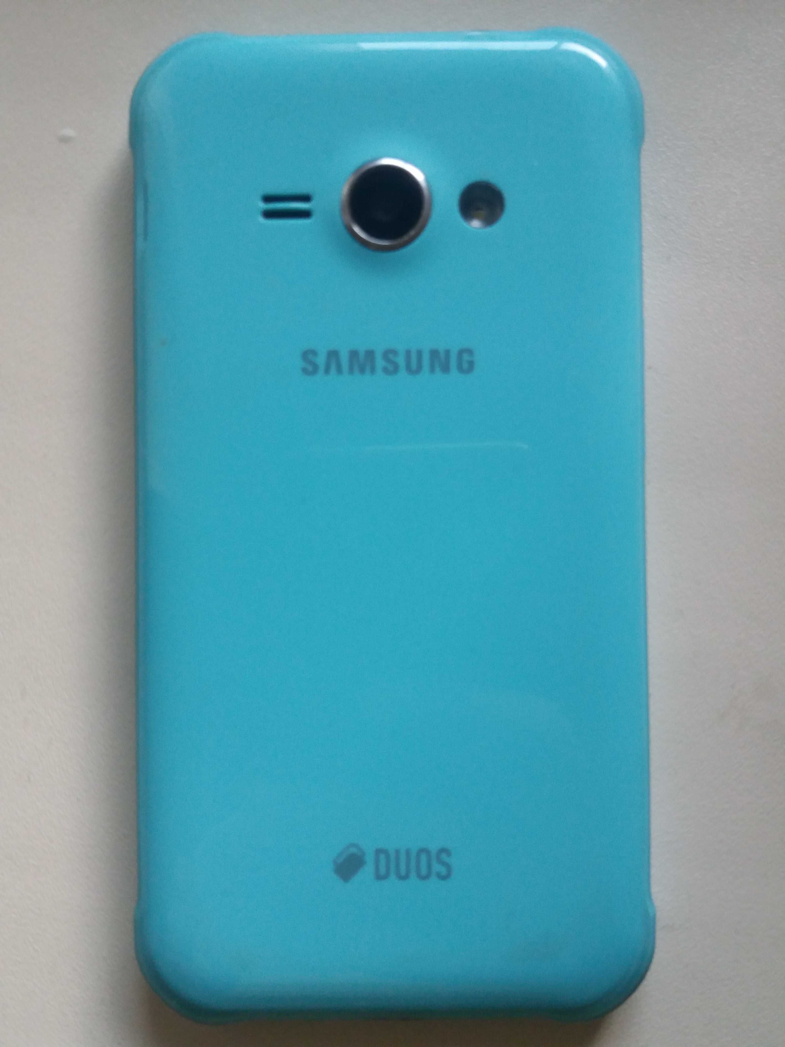 Samsung J1, 2017 года, в идеальном состоянии