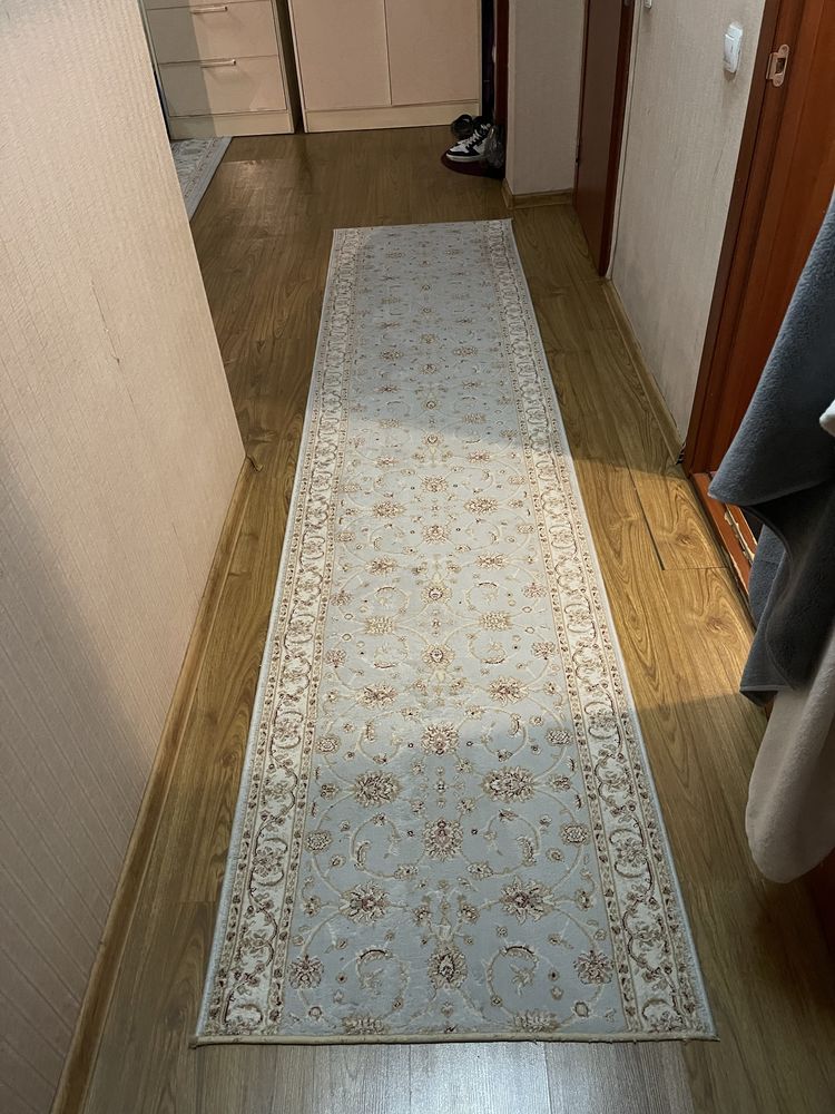 Ковер и коврик вместе продаю