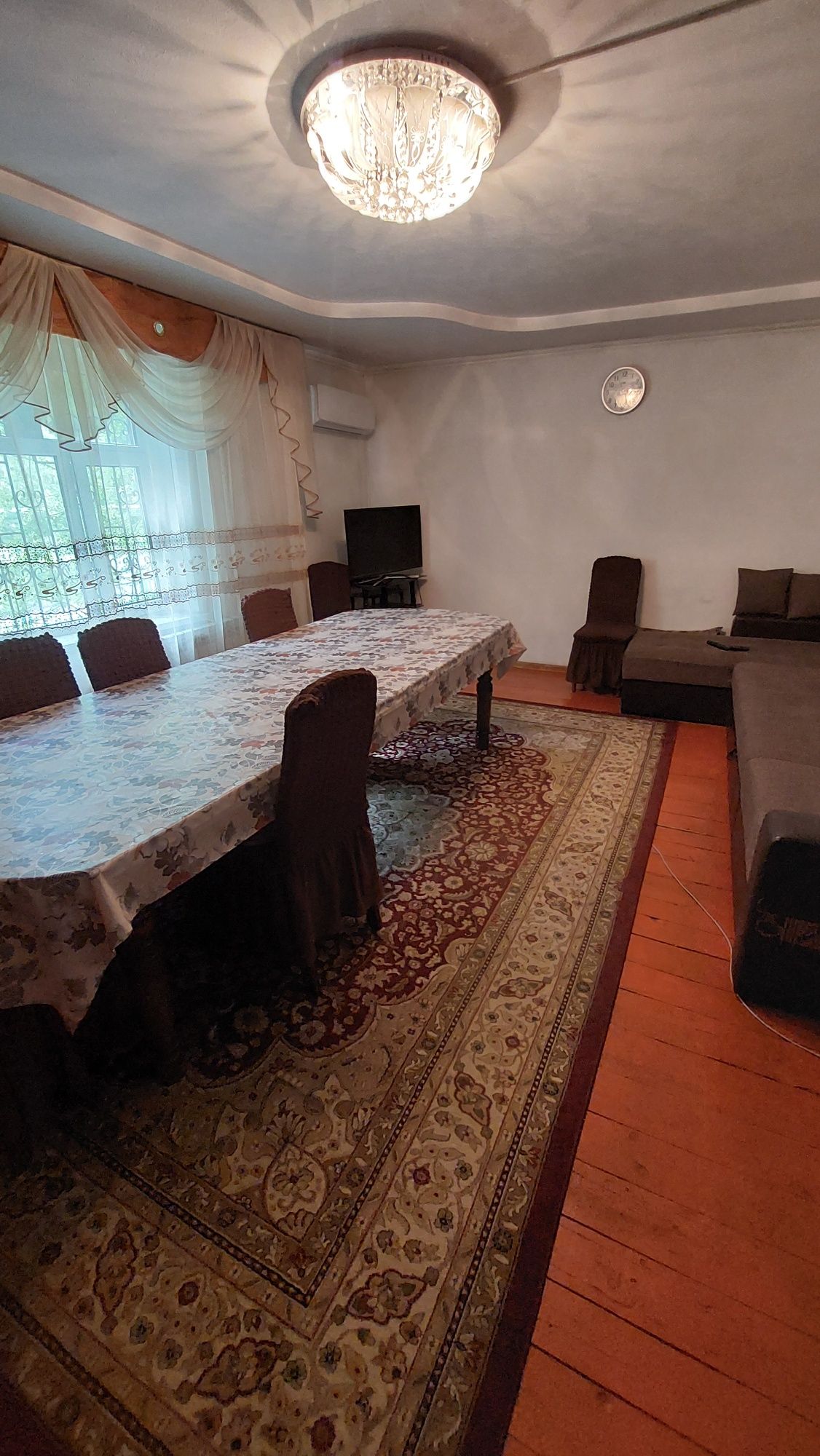 2 қабатты үйдің 1-қабаты, 5 бөлмелі, пристройкасымен