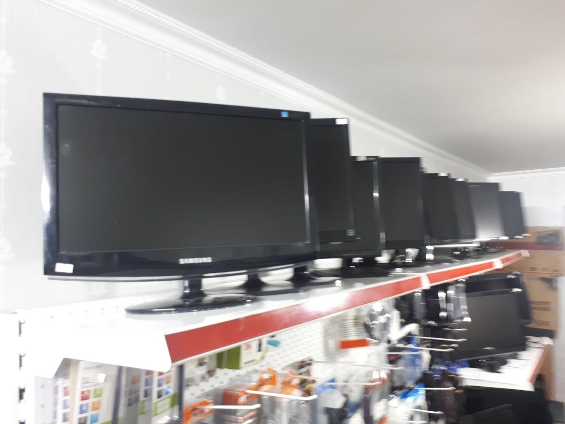 Монитор 19, 20" для видеонаблюдения